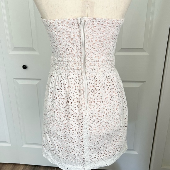 ANTHROPOLOGIE Pins & Needles strapless sweetheart dress. SMALL - Picture 2 of 3
